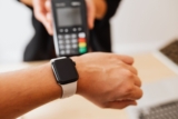 Anillo inteligente para pagar: cómo funciona el pago con NFC